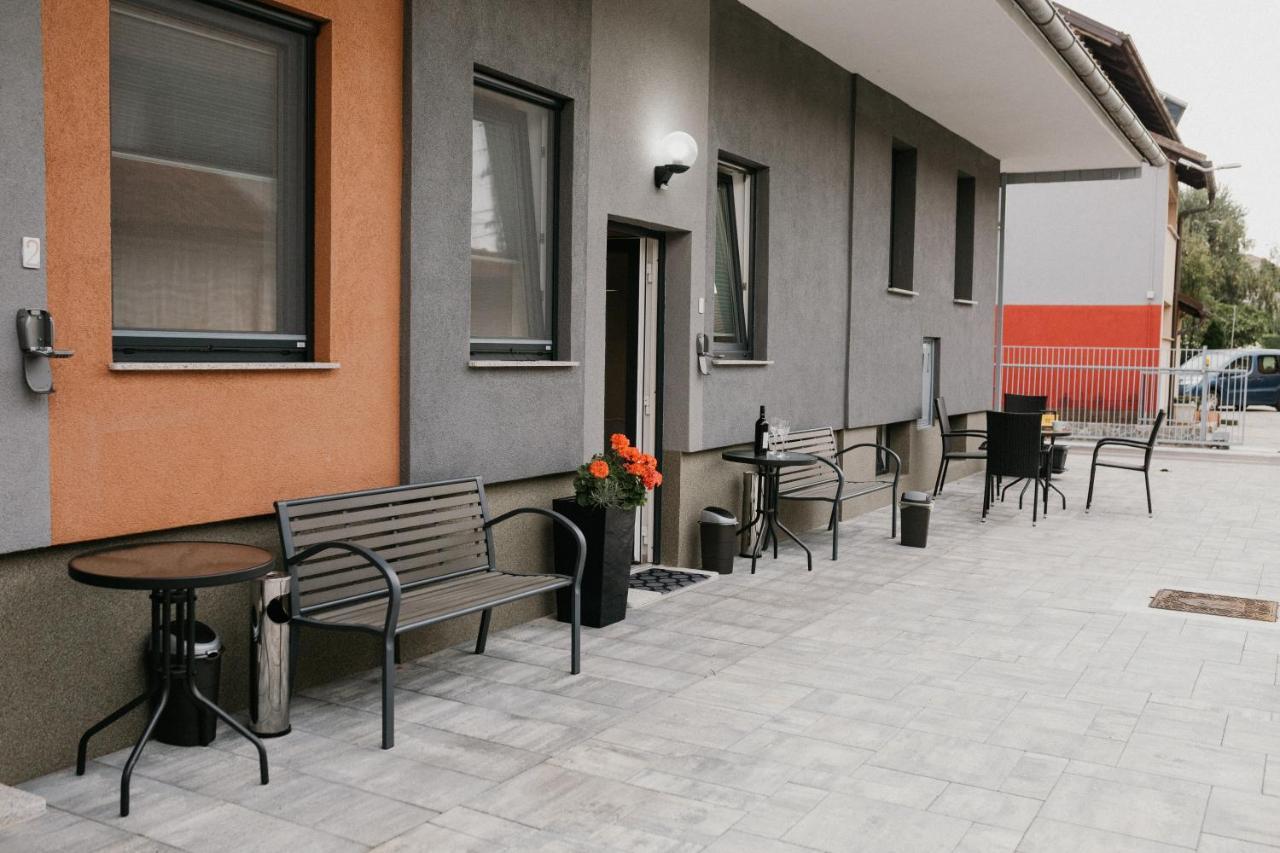 Apartments Drevi Ljubljana Bagian luar foto