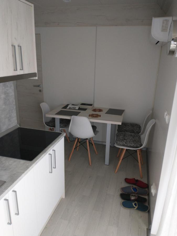 Apartments Drevi Ljubljana Bagian luar foto